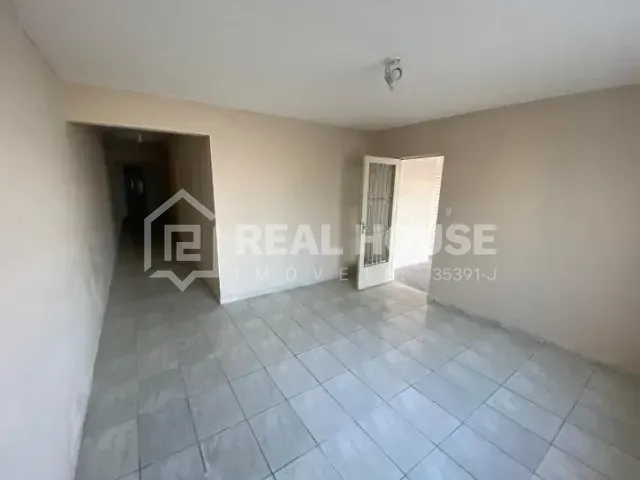 Casa com 157m² 2 quartos e 1 banheiro, à venda, no bairro Vila Fiori em Sorocaba