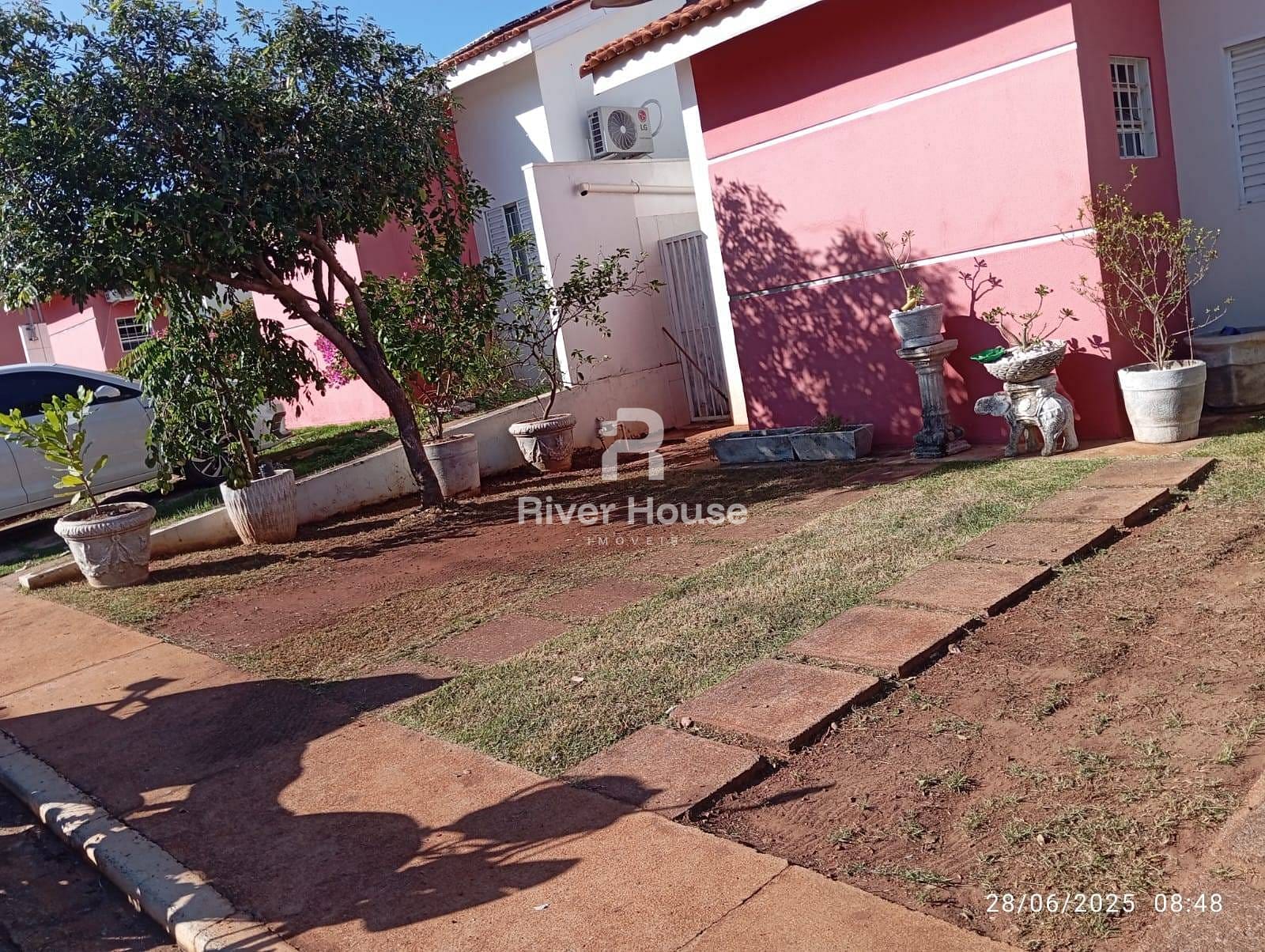 Casa para alugar com 3 quartos, 80m² - Foto 2