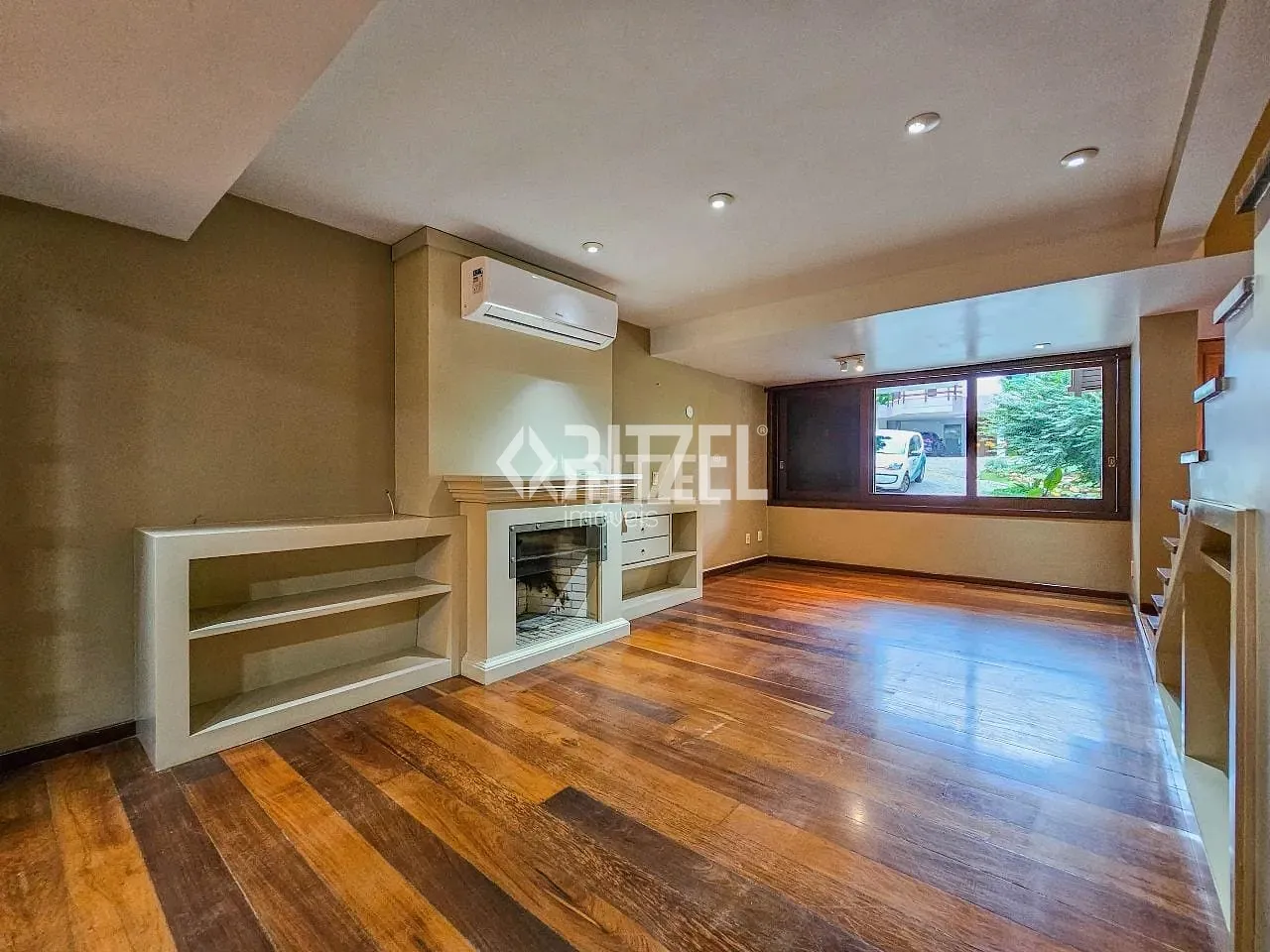 Casa, 3 quartos, 206 m² - Foto 4