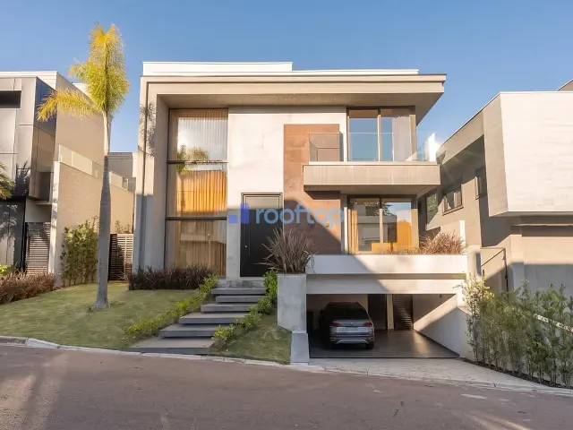 Casa com 356m² 4 quartos e 6 banheiros, à venda, no bairro Campo Comprido em Curitiba