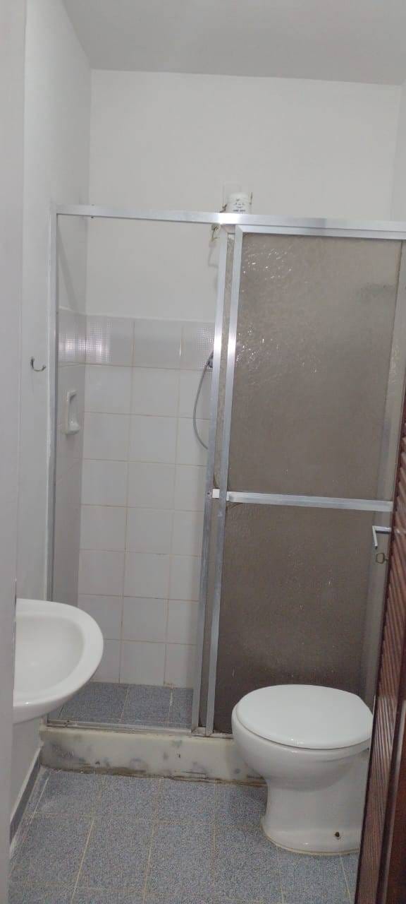 Casa à venda com 2 quartos, 10m² - Foto 9
