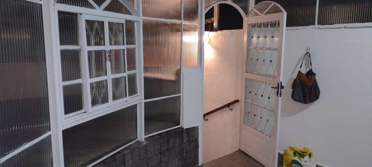 Casa à venda com 2 quartos, 10m² - Foto 14