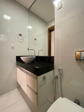 Casa 2 quartos e 2 banheiros, para alugar, no bairro Santa Amélia em Belo Horizonte