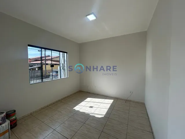 Casa 3 quartos e 3 banheiros, à venda, no bairro Centro em Tomazina