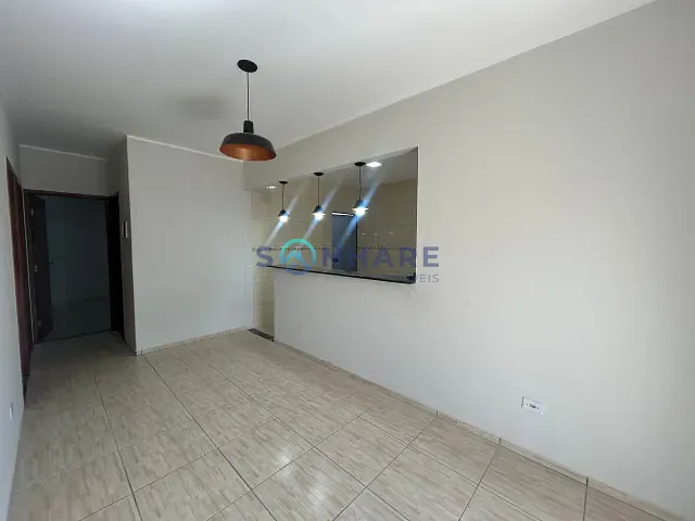 Casa 3 quartos e 3 banheiros, à venda, no bairro Centro em Tomazina