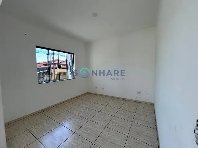 Casa 3 quartos e 3 banheiros, à venda, no bairro Centro em Tomazina