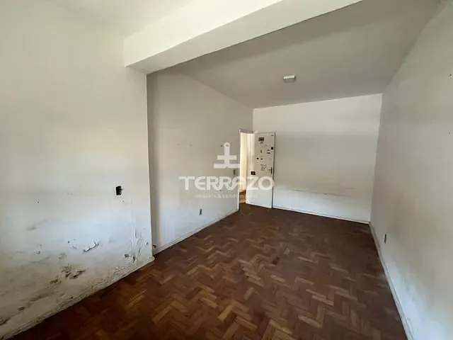 Casa com 244m² 5 quartos e 3 banheiros, à venda, no bairro Morada da Granja em Barra Mansa