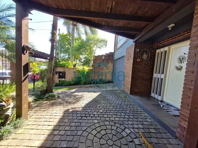 Casa com 720m² 4 quartos e 3 banheiros, à venda, no bairro Pinheiro em São Leopoldo