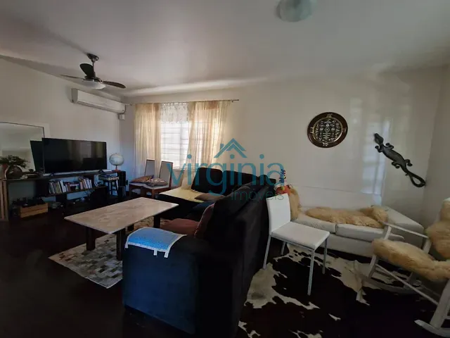 Casa com 720m² 4 quartos e 3 banheiros, à venda, no bairro Pinheiro em São Leopoldo
