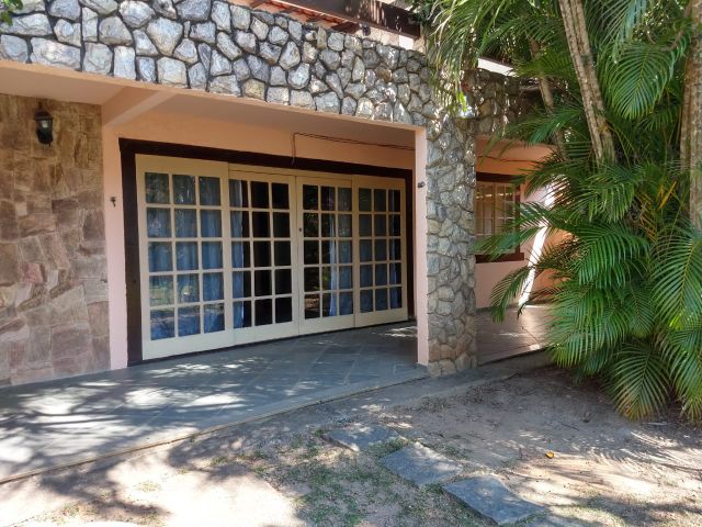 Casa com 360m² 5 quartos e 5 banheiros, à venda, no bairro Recreio em Rio das Ostras