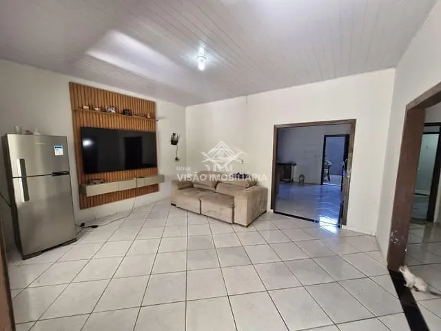 Casa com 253m² 4 quartos e 1 banheiro, à venda, no bairro Residencial Maripa em Sinop