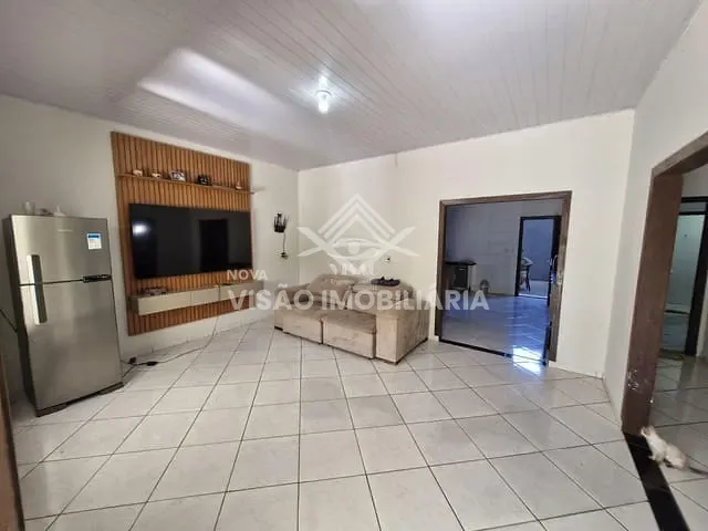 Casa com 253m² 4 quartos e 1 banheiro, à venda, no bairro Residencial Maripa em Sinop