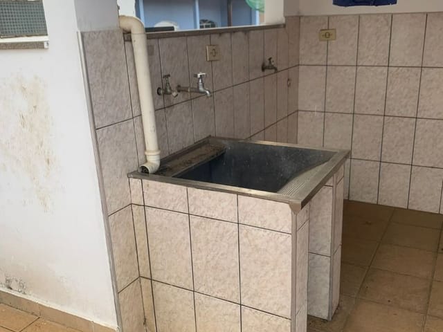 Casa com 160m², à venda, no bairro Centro em Cambuí