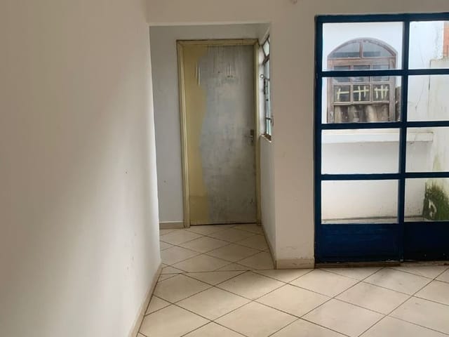 Casa com 160m², à venda, no bairro Centro em Cambuí
