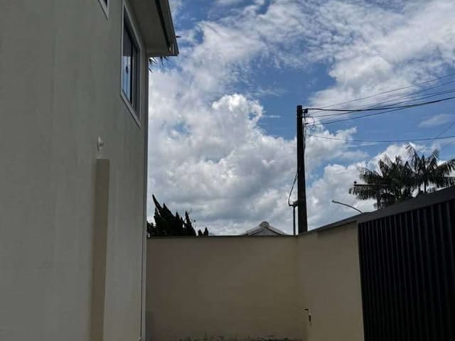 Casa 2 quartos e 1 banheiro, à venda, no bairro Extensão Novo Rio das Ostras em Rio das Ostras