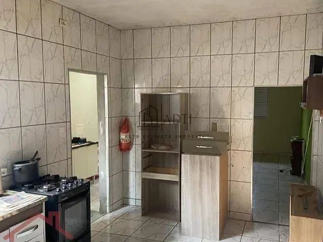 Casa com 125m² 1 quarto e 2 banheiros, à venda, no bairro Parque Santana em Mogi das Cruzes