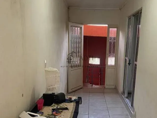 Casa com 125m² 1 quarto e 2 banheiros, à venda, no bairro Parque Santana em Mogi das Cruzes