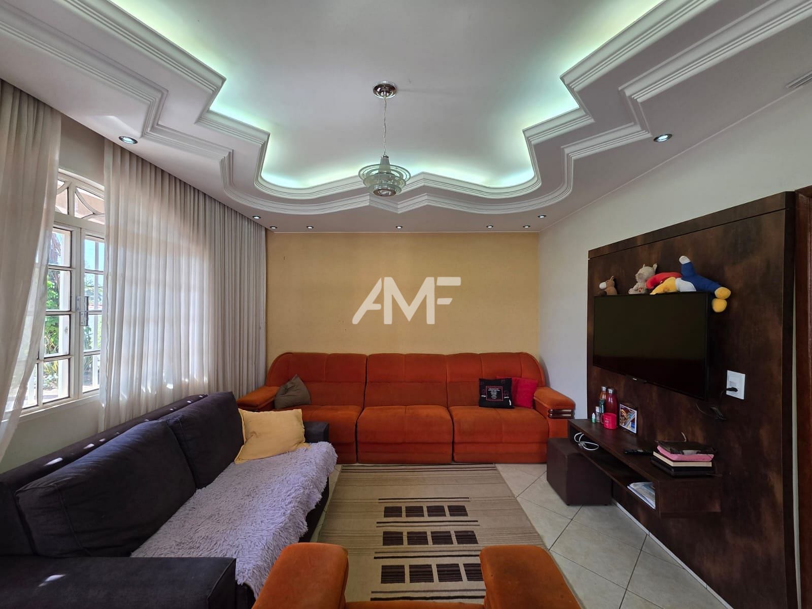 Casa à venda com 4 quartos, 380m² - Foto 8