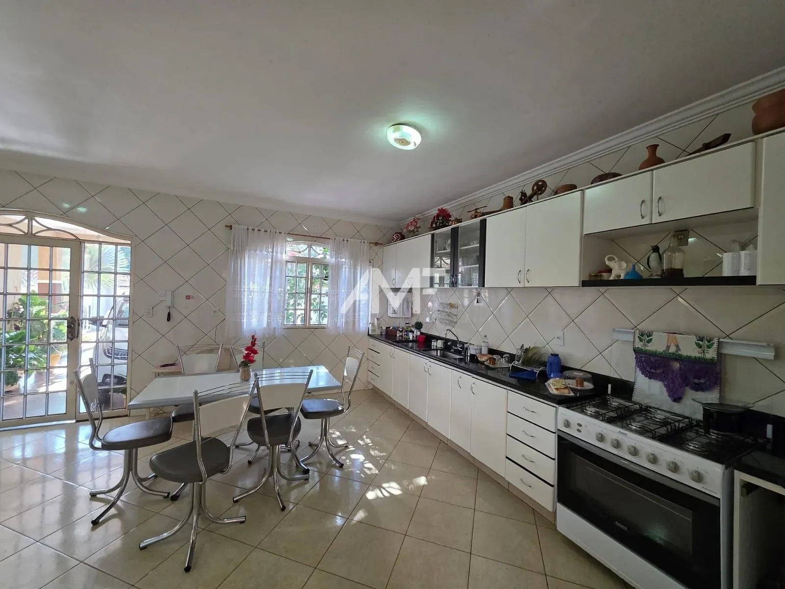 Casa, 4 quartos, 380 m² - Foto 4