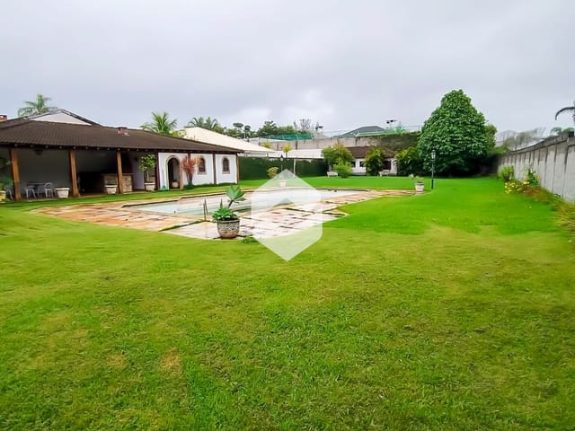 Casa com 2030m² 5 quartos e 8 banheiros, à venda, no bairro Barra da Tijuca em Rio de Janeiro