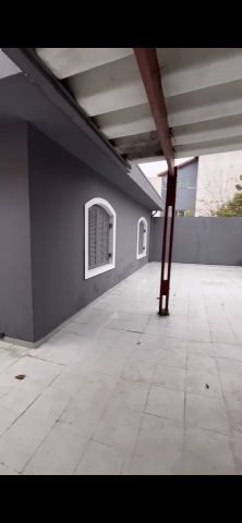 Casa com 500m² 3 quartos e 3 banheiros, para alugar, no bairro Vila Príncipe de Gales em Santo André