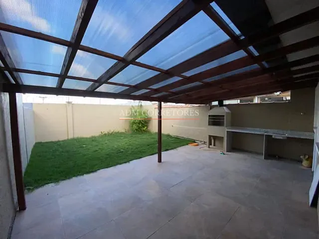 Casa com 250m² 3 quartos e 2 banheiros, à venda, no bairro Central Park em Cachoeirinha