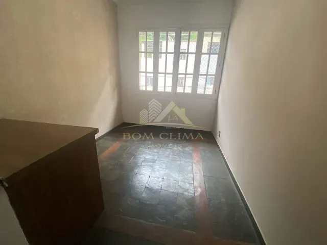 Casa com 189m² 4 quartos e 2 banheiros, para alugar, no bairro Eldorado em Juiz de Fora