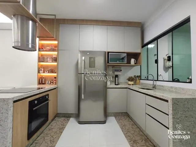 Casa com 150m² 3 quartos e 1 banheiro, à venda, no bairro Jardim Colina Verde em Maringá