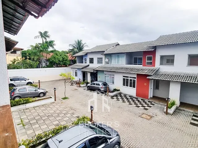 Casa 4 quartos e 2 banheiros, à venda, no bairro Manguinhos em Serra