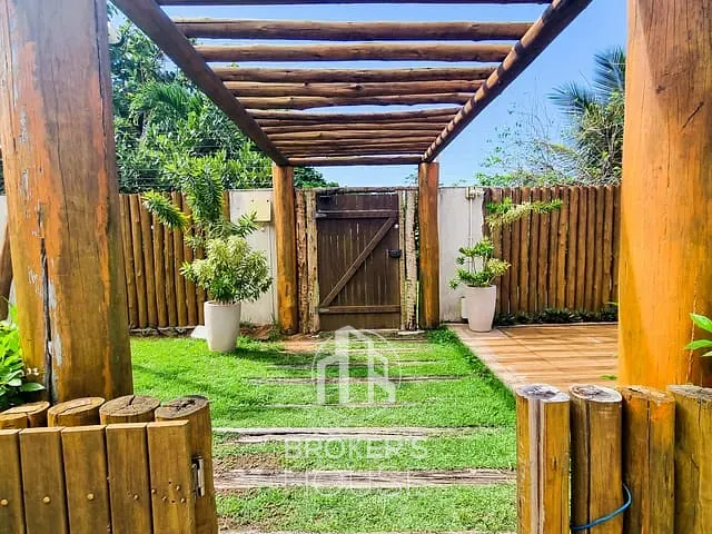 Casa 4 quartos e 2 banheiros, à venda, no bairro Manguinhos em Serra