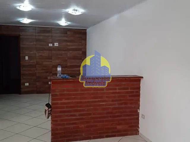 Casa com 125m² 3 quartos e 2 banheiros, à venda, no bairro Bandeiras em Osasco