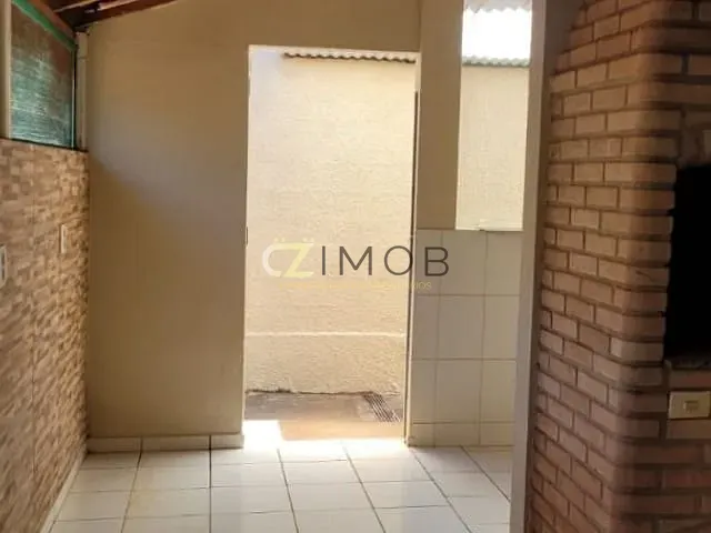 Casa com 143m² 3 quartos e 2 banheiros, à venda, no bairro Condomínio Ipê Roxo em Ribeirão Preto