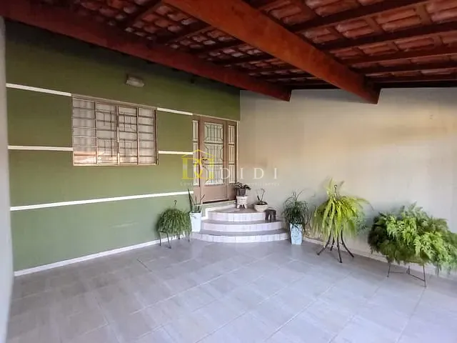 Casa 2 quartos e 2 banheiros, à venda, no bairro Vila Angélica em Porto Feliz