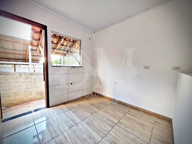 Casa 2 quartos e 1 banheiro, à venda, no bairro Jardim Primavera III em Jaguariaíva