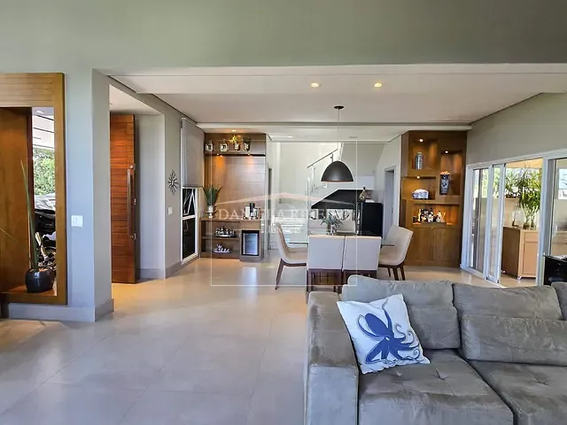Casa com 500m² 4 quartos e 5 banheiros, à venda, no bairro Esperança em Londrina