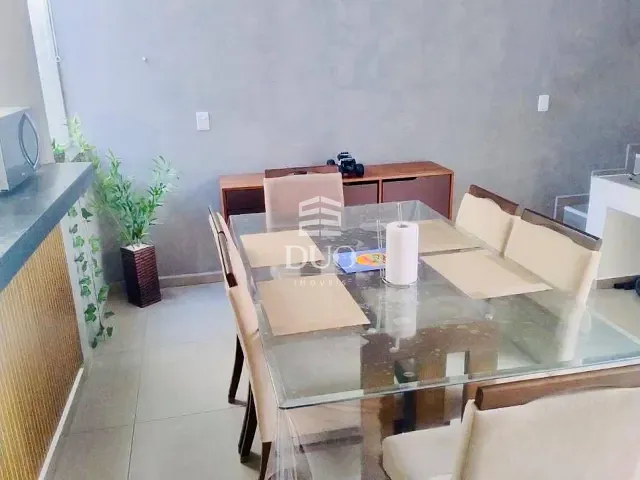 Casa com 125m² 2 quartos e 2 banheiros, à venda, no bairro Chácara Santa Lúcia dos Ypes em Carapicuíba