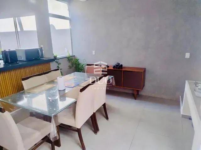 Casa com 125m² 2 quartos e 2 banheiros, à venda, no bairro Chácara Santa Lúcia dos Ypes em Carapicuíba