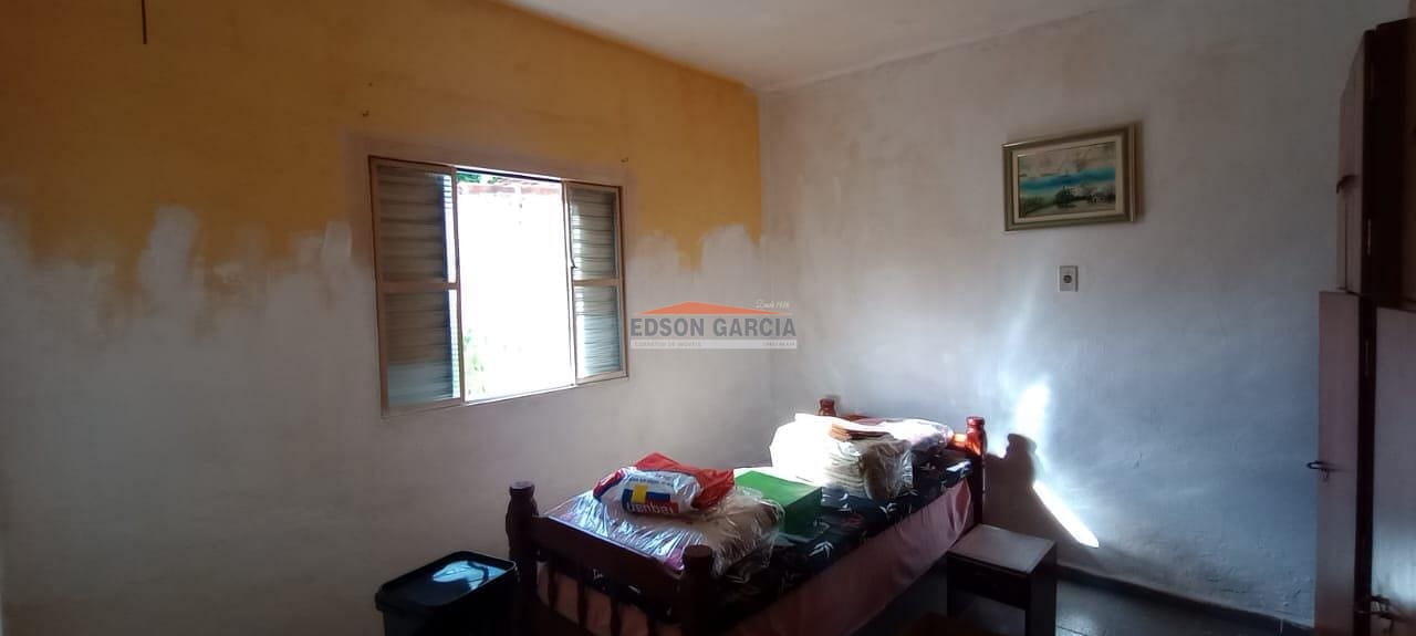 Casa à venda com 3 quartos, 90m² - Foto 11