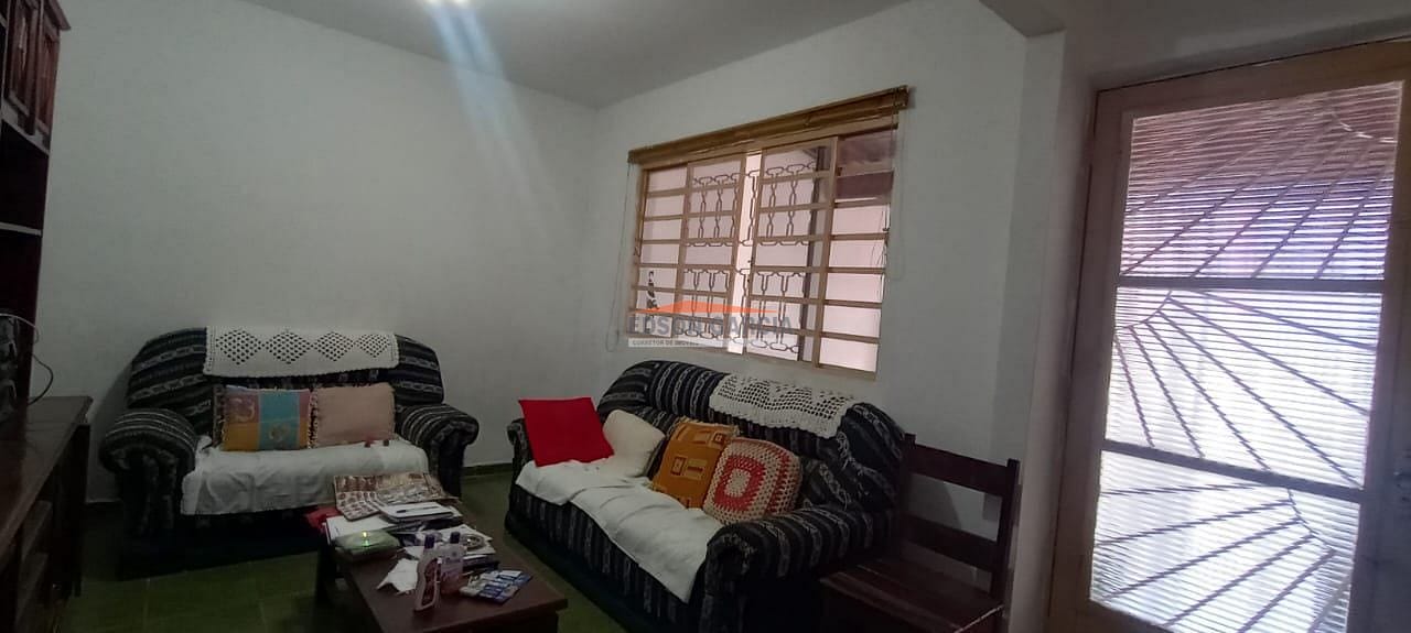 Casa à venda com 3 quartos, 90m² - Foto 5
