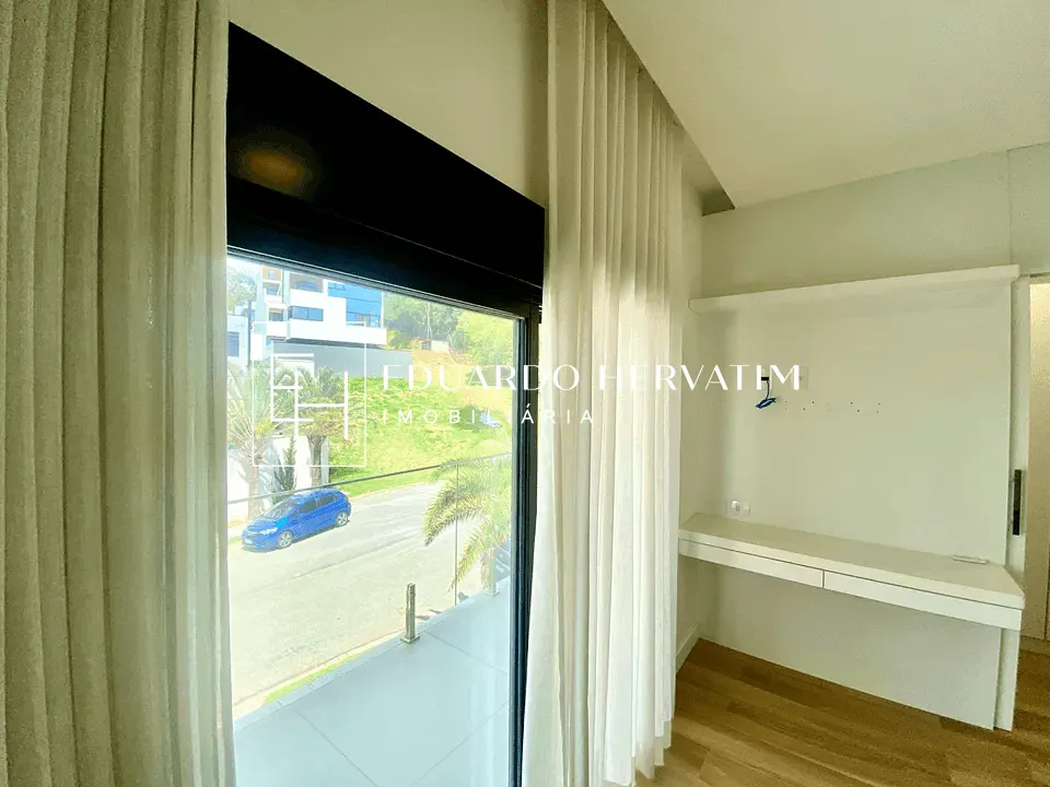 Casa, 3 quartos, 283 m² - Foto 24