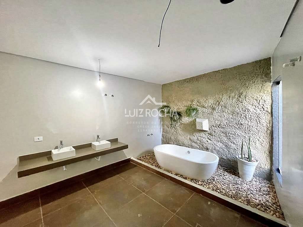 Casa à venda com 4 quartos, 400m² - Foto 37