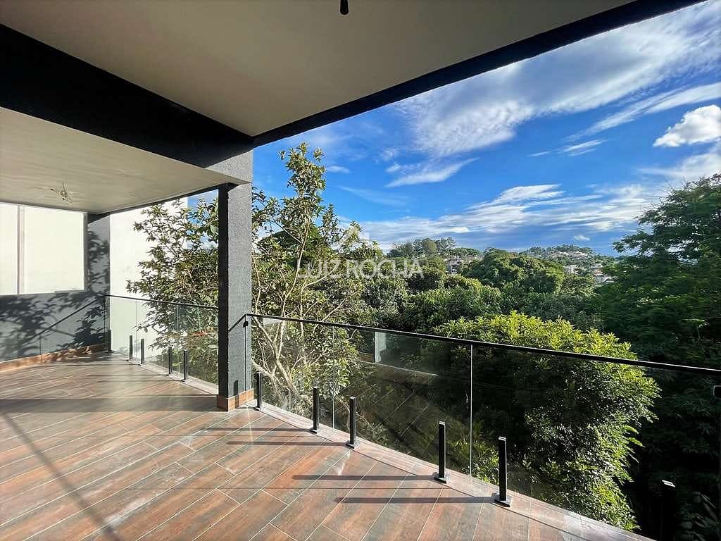 Casa à venda com 4 quartos, 400m² - Foto 39
