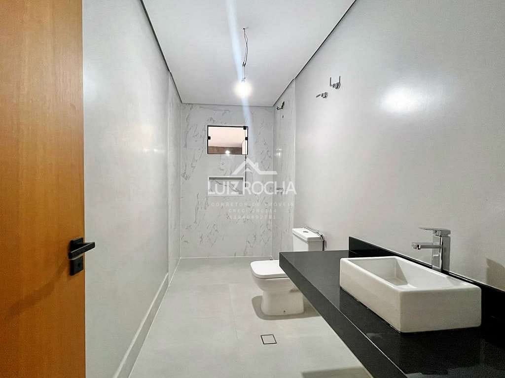 Casa à venda com 4 quartos, 400m² - Foto 46