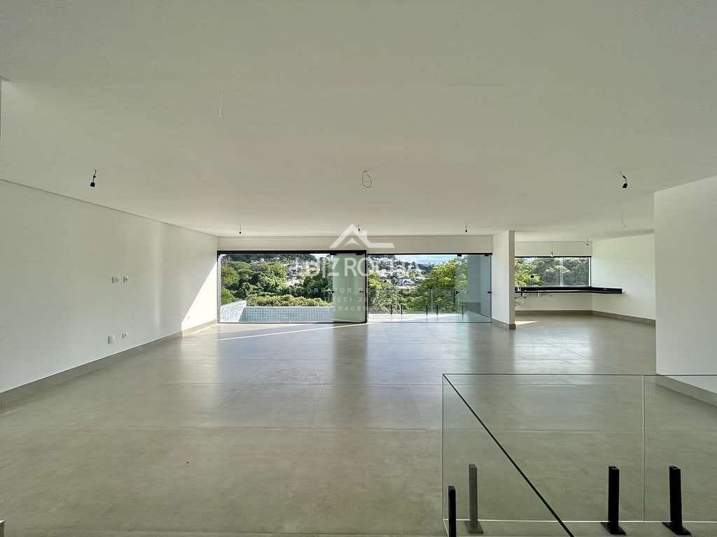 Casa à venda com 4 quartos, 400m² - Foto 6