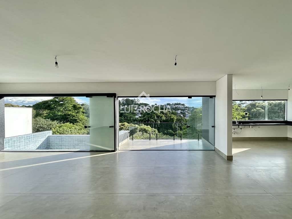Casa à venda com 4 quartos, 400m² - Foto 8