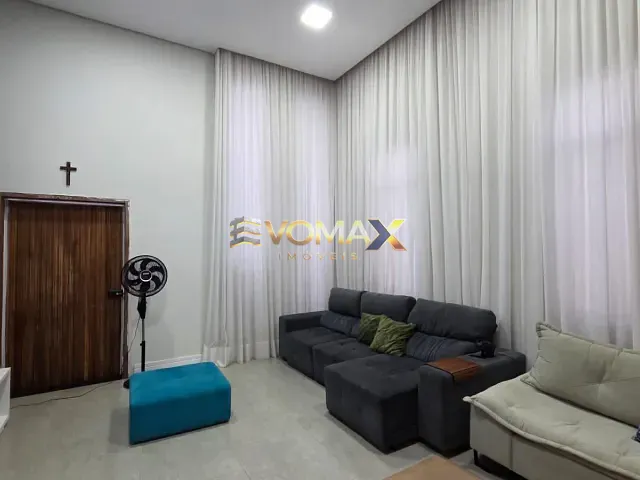 Casa com 300m² 3 quartos e 3 banheiros, à venda, no bairro Terras de Santo Antônio em Itapetininga