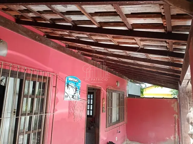 Casa com 1200m² 4 quartos e 2 banheiros, à venda, no bairro Cantagalo em Guapimirim