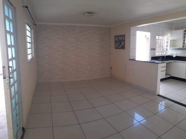 Casa com 14856m² 2 quartos e 2 banheiros, à venda, no bairro Conjunto Habitacional Parque Itajaí em Campinas