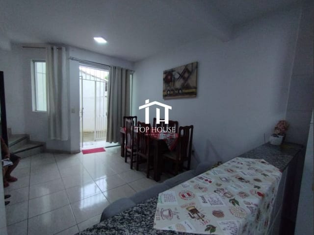 Casa 2 quartos e 2 banheiros, à venda, no bairro Pedra Azul em Contagem