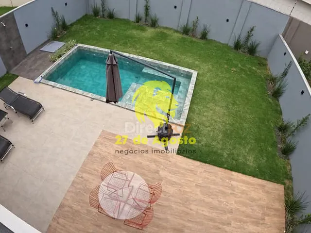 Casa com 360m² 4 quartos e 4 banheiros, à venda, no bairro Lancaster em Foz do Iguaçu